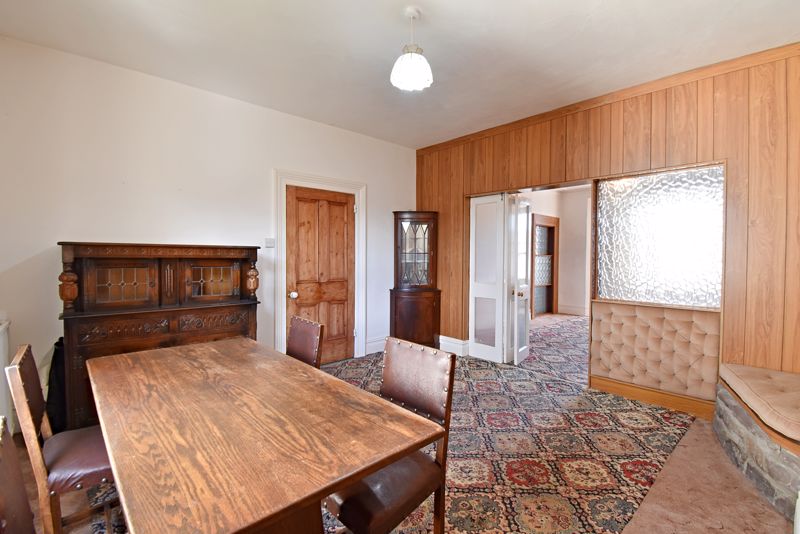 Dining Room- click for photo gallery